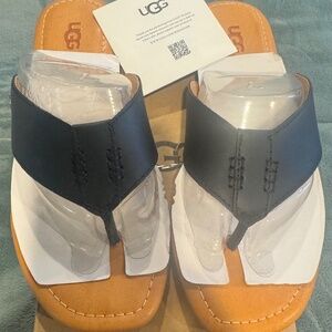 UGG Carey Flip Flop